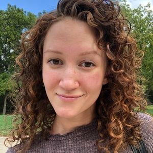 Meet your Posher, Camille